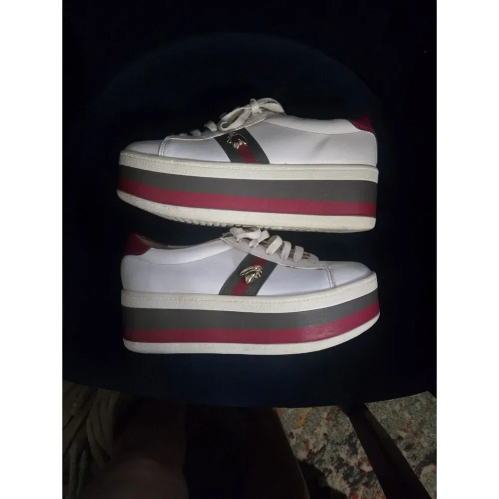 Sanden Calçados - White Green Red Stripe Platform Sneakers w/Bee - Size 6